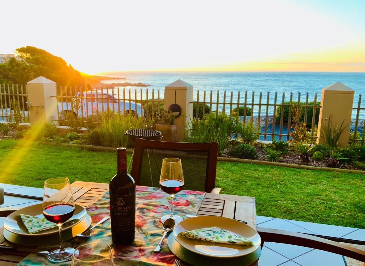 Sage At Whale Cove - Sea Facing Apartment De Kelders Exteriör bild